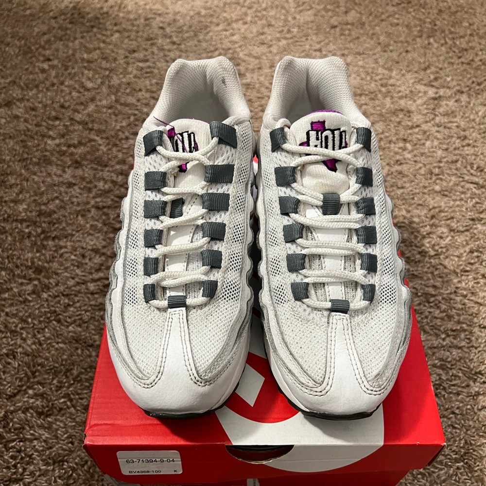 Nike Air Max 95 size 4y